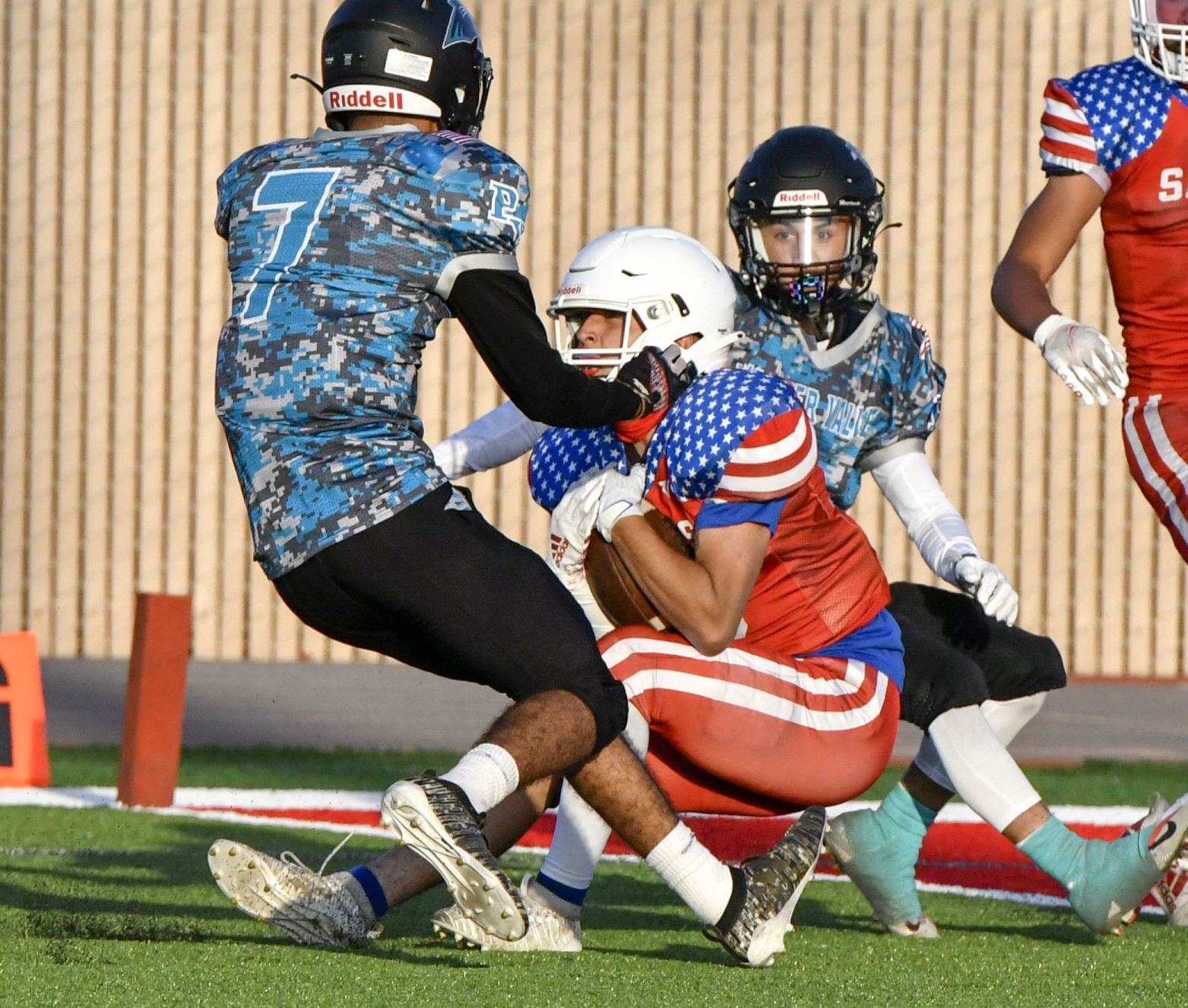 041621 PV SM football 04.JPG